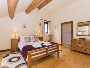 3 bedrooms, free WiFi, bed sheets - STABLE COTTAGE - IFU (Airton, near Skipton)