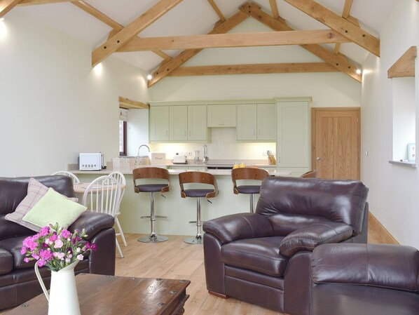 Unclassified image, 1 of 12, button - A characterful barn, delightfully converted to offer open-plan living. (Saundersfoot)