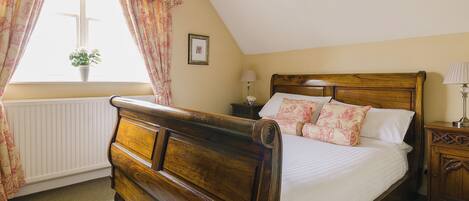 4 chambres, Wi-Fi gratuit, draps fournis