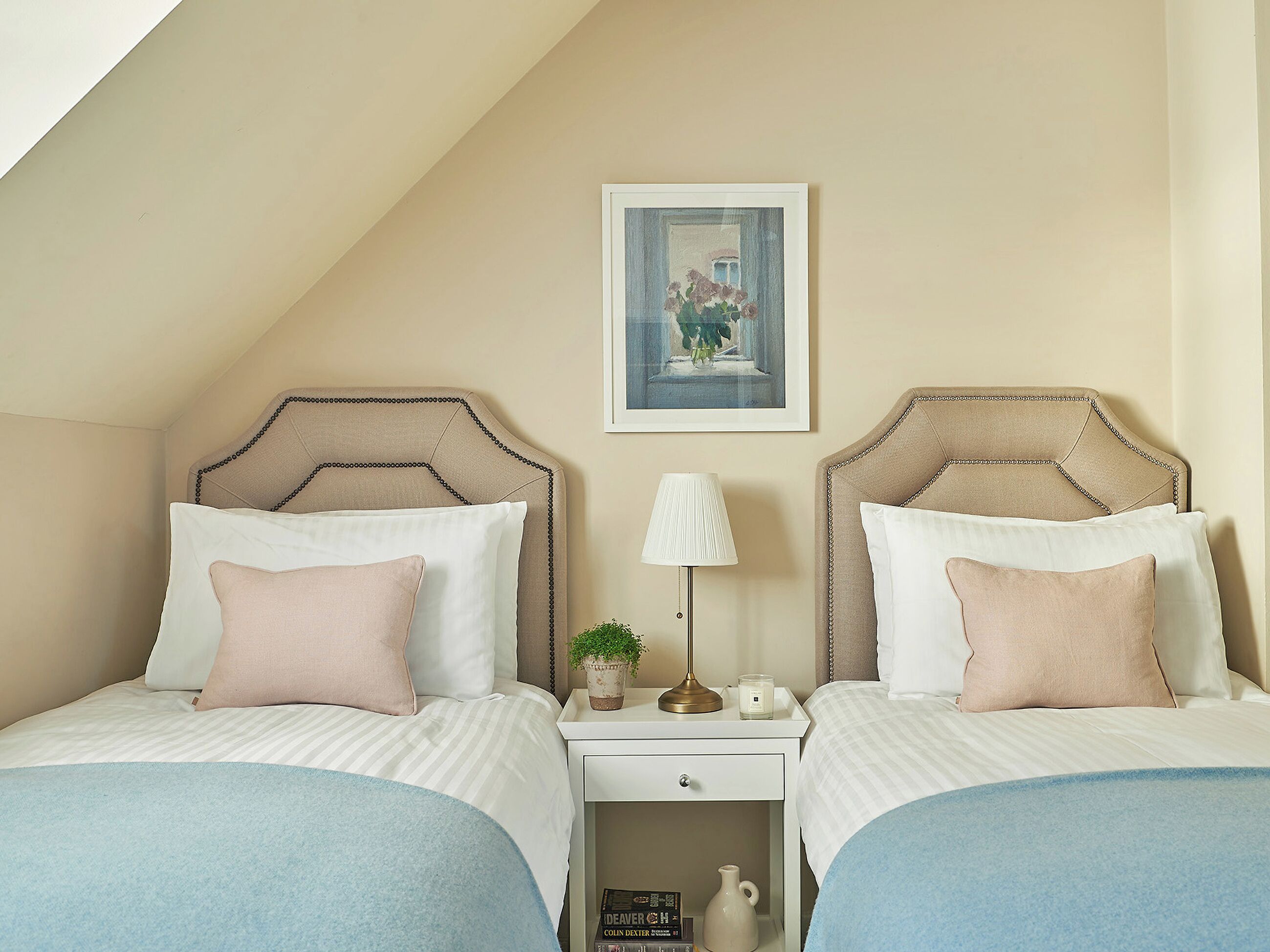 4 bedrooms, free WiFi, bed sheets