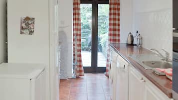 Dishwasher, highchair, cookware/dishes/utensils