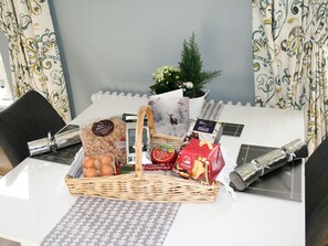 Dining - 1 bedroom accommodation in Bakewell (Bakewell)