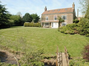 Exterior - Greenlands Farmhouse (Barmby Moor, York)