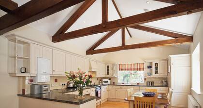 2 bedroom accommodation in Nr. Lyme Regis