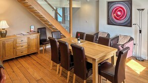 Dining - 4 bedroom accommodation in Bethlehem (Bethlehem)