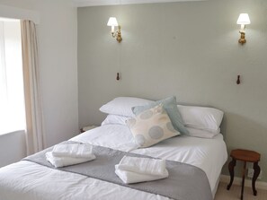 3 chambres, draps fournis