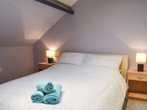 4 bedrooms, free WiFi, bed sheets