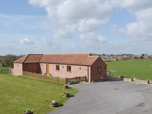 Exterior - Mill Stone Cottage - E5423 (Near Chapel St Leonards)