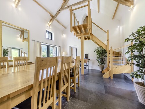 5 bedroom accommodation in Bethlehem