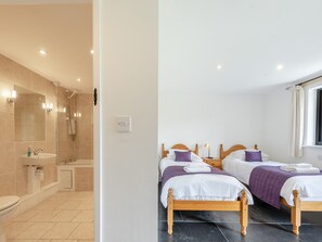 Towels - 5 bedroom accommodation in Bethlehem (Bethlehem)