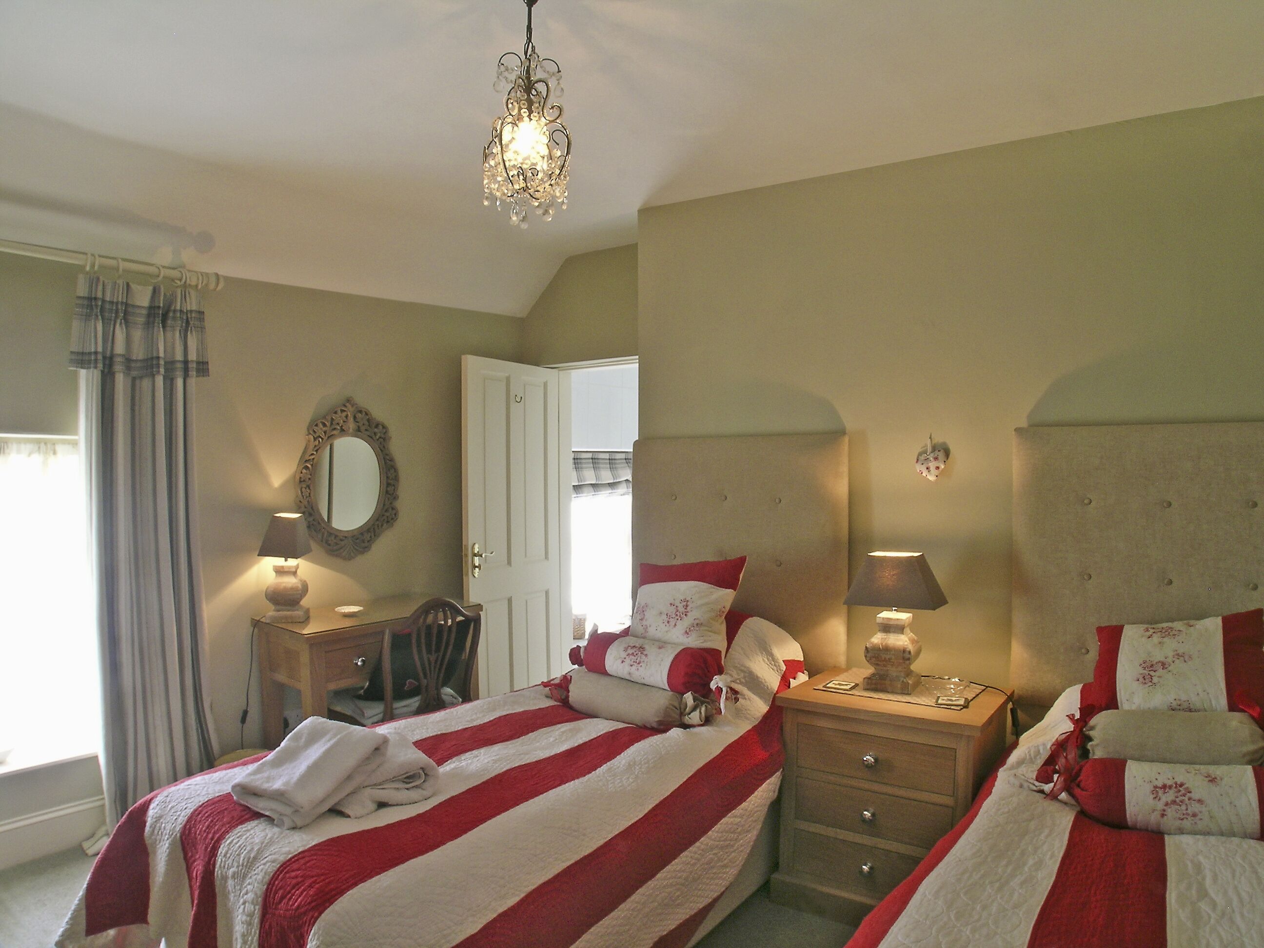 Twin bedroom | Bridge House, Helmsley