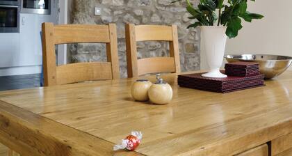 3 bedroom accommodation in Aberdaron, Pwllheli