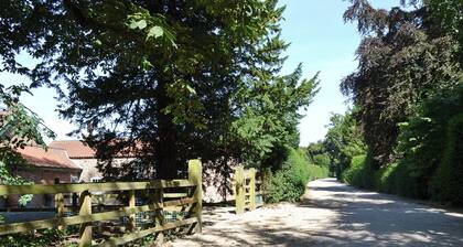 5 bedroom accommodation in Rudston, near Bridlington