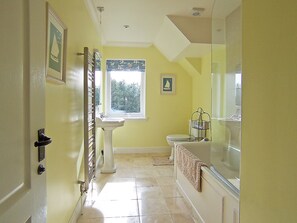 Towels - Degnish Farmhouse - SWWU (Kilmelford, near Oban)