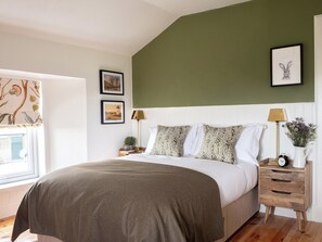 3 bedrooms, free WiFi, bed sheets