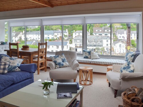 2 bedroom accommodation in Noss Mayo