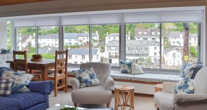 2 bedroom accommodation in Noss Mayo