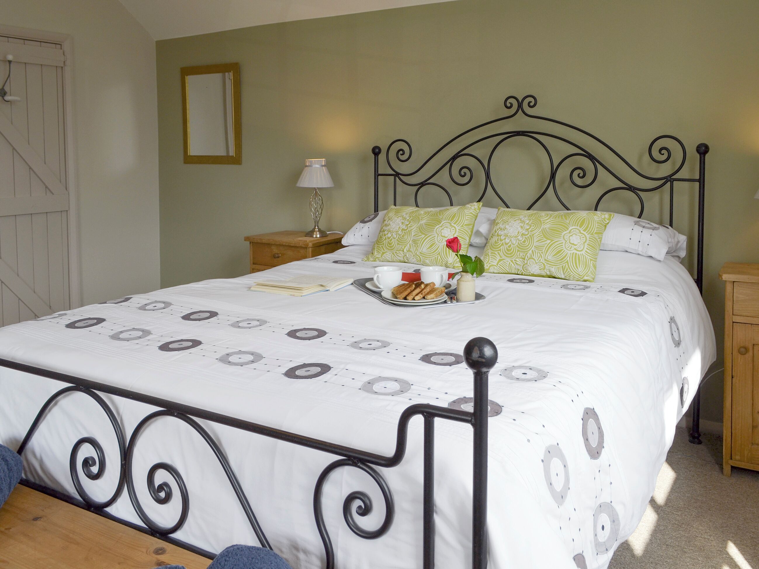 4 bedrooms, free WiFi, bed sheets