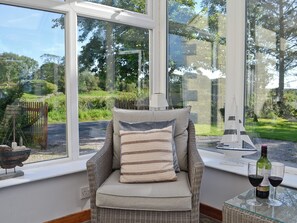 Fireplace - 3 bedroom accommodation in Gatehouse of Fleet (Gatehouse of Fleet)