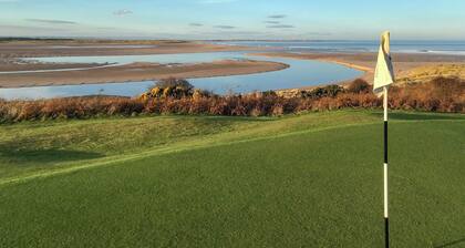 3 bedroom accommodation in Bamburgh