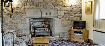 3 bedroom accommodation in Crackenthorpe, Appleby