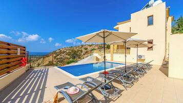 Villa (4 Bedrooms) | Facciata della struttura