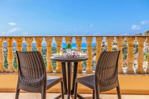 Villa (4 Bedrooms) | Exterior - Aqua Royal (Pegeia)