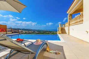 Villa (4 Bedrooms) | Esterni