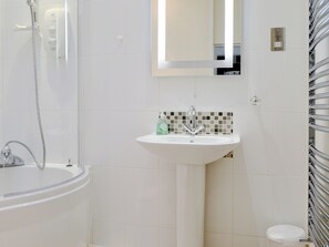 Bathroom - 2 bedroom accommodation in Keswick (Keswick)