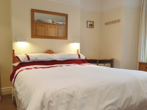 2 bedrooms, free WiFi, bed sheets - 2 bedroom accommodation in Keswick (Keswick)