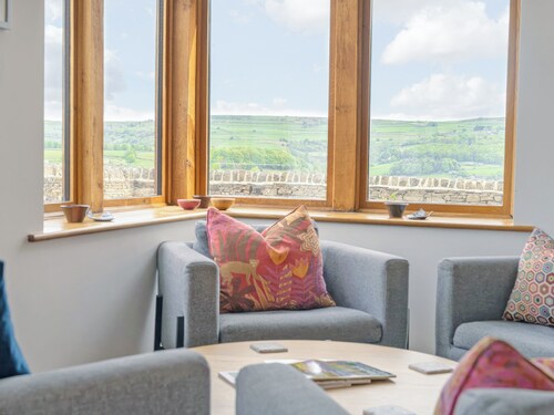 2 bedroom accommodation in Luddendenfoot, near Hebden Bridge