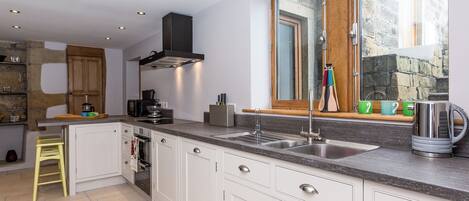 Geschirrspüler, Hochstuhl