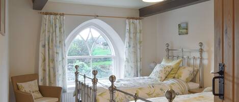 3 habitaciones, wifi gratis y ropa de cama