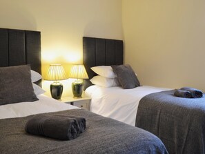 2 chambres, Wi-Fi gratuit, draps fournis