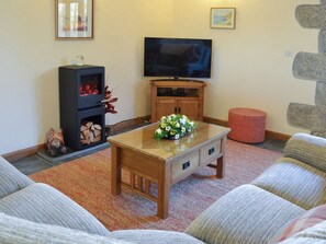 Living area - Eglos Derry Farm Cottage - E4597 (Gunwalloe, near Helston)
