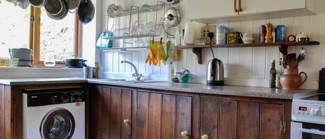 Dishwasher, high chair