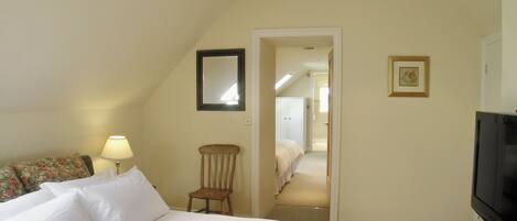 4 chambres, Wi-Fi gratuit, draps fournis