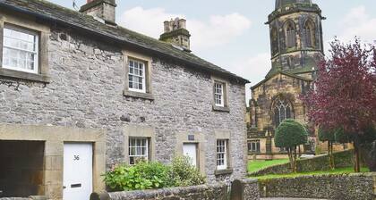 2 bedroom accommodation in Bakewell