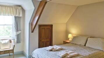 6 bedrooms, free WiFi, bed sheets