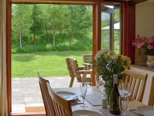 Nestled in the Blackdown Hills, this barn is secluded and secure dog-friendly.
