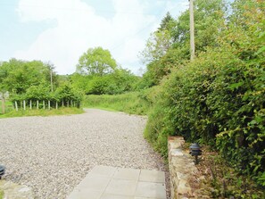 Property grounds - Nestled in the Blackdown Hills, this barn is secluded and secure dog-friendly. (Dunkeswell Abbey, near Honiton)