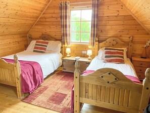 3 bedrooms, free WiFi, bed sheets