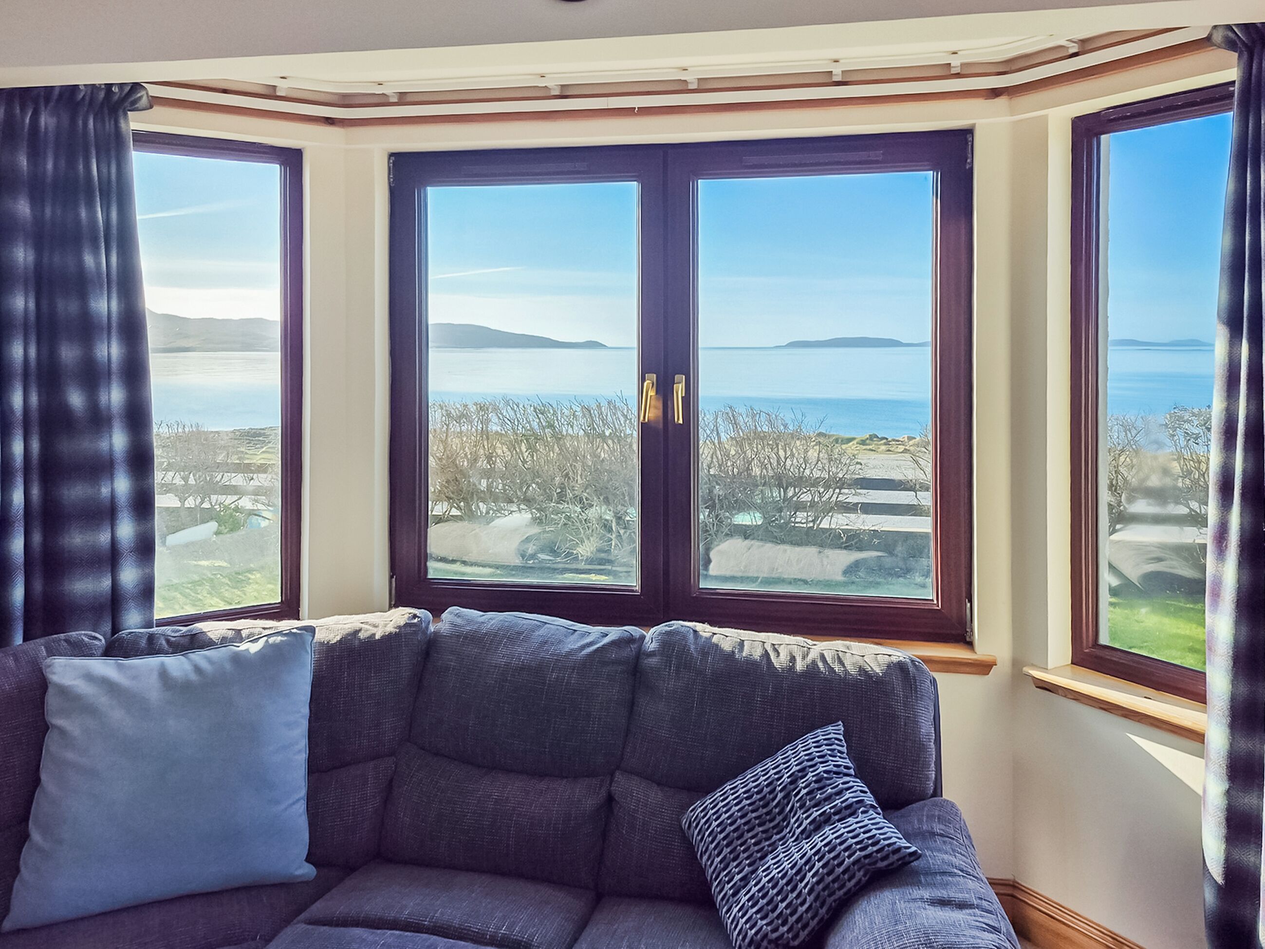 Fernseher, Kamin