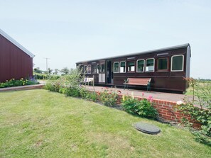 Exterior - Railway Carriage One - E5337 (Brockford, near Stowmarket)
