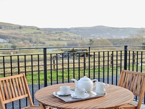 Outdoor dining - Felin Hedd (Peaceful Mill) (Tregaron, near Aberystwyth)