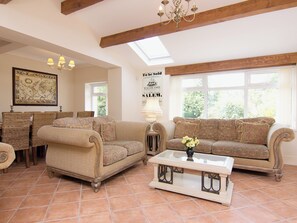 Living area - Copper Beech Cottage (Aberaeron)