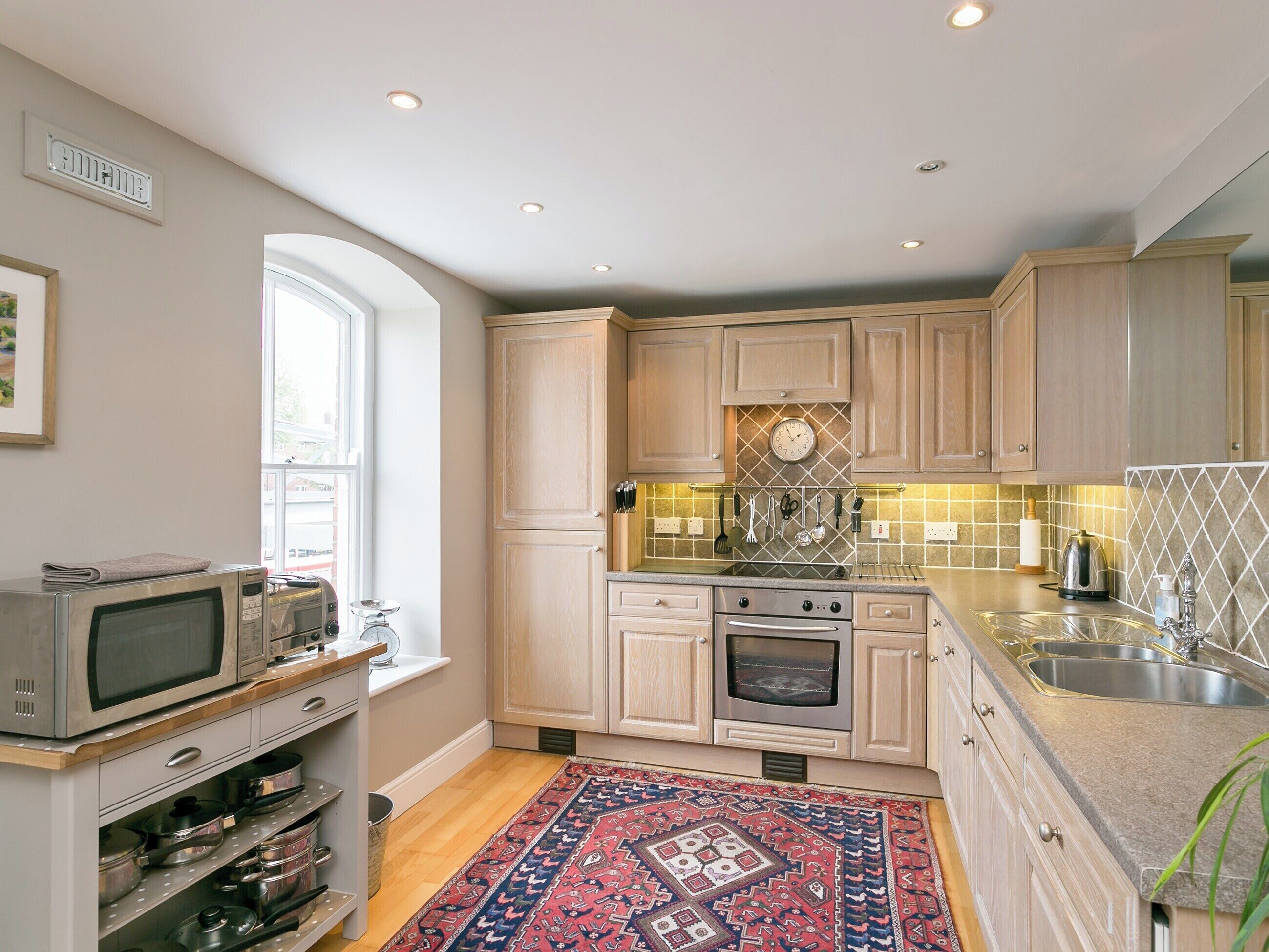 Lave-vaisselle, chaise haute