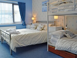 2 bedrooms, free WiFi, bed sheets