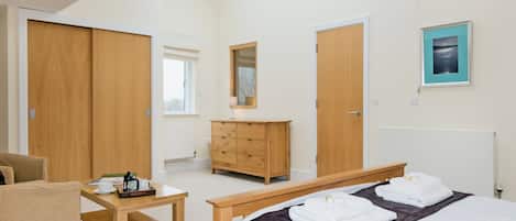 5 Schlafzimmer, kostenloses WLAN, Bettwäsche