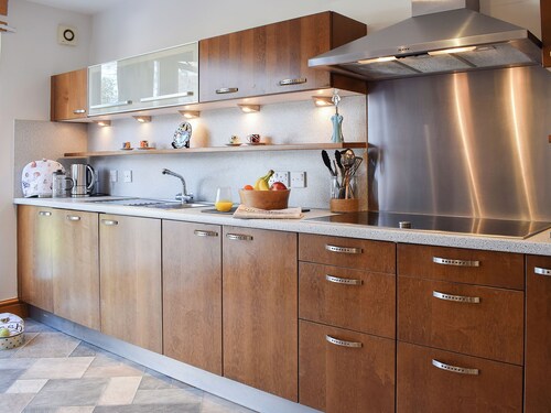 4 bedroom accommodation in Balmullo, near St Andrews